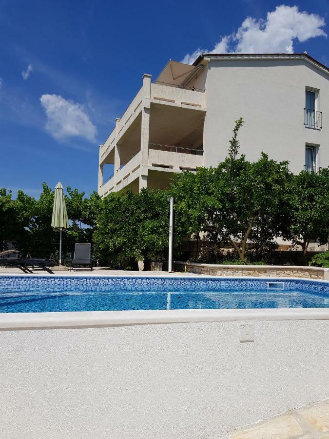 Apartment Petrinic V بولا المظهر الخارجي الصورة