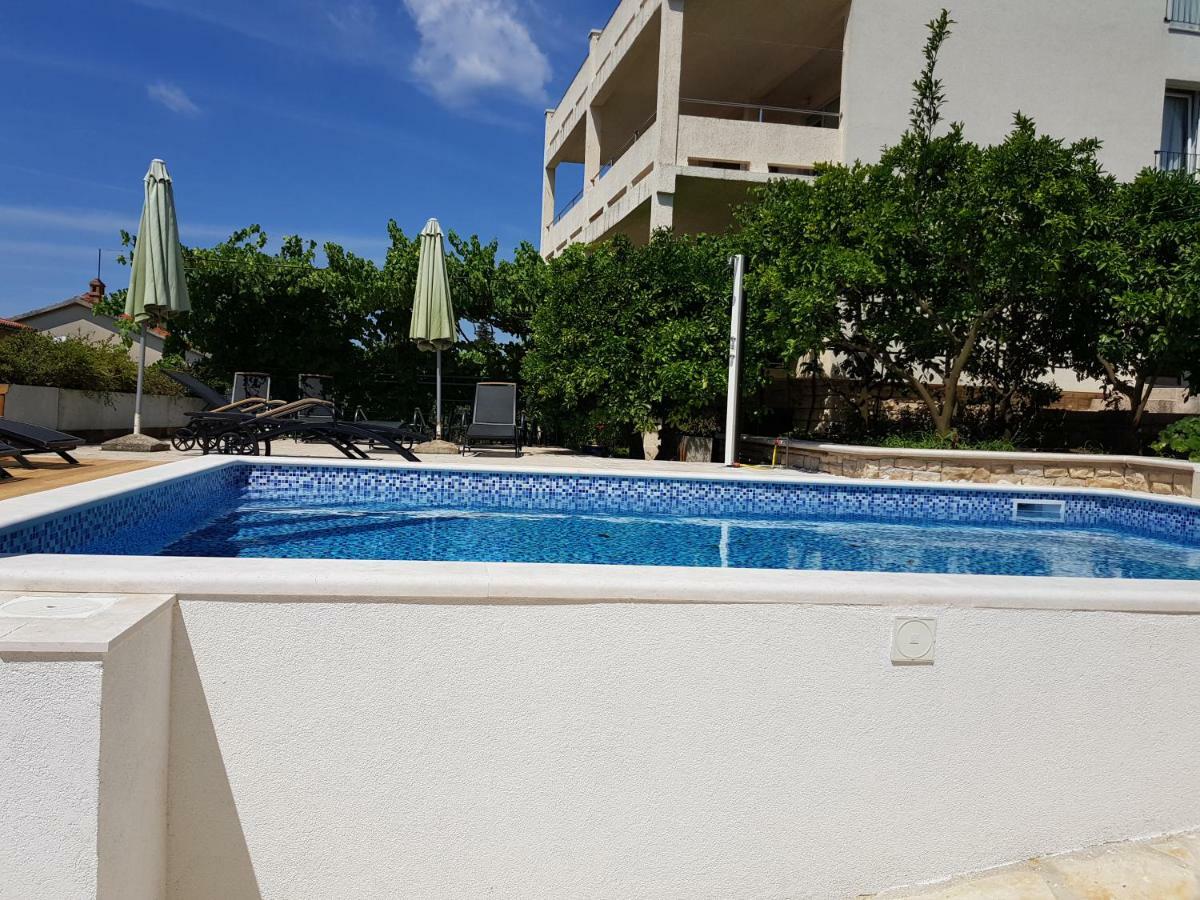Apartment Petrinic V بولا المظهر الخارجي الصورة